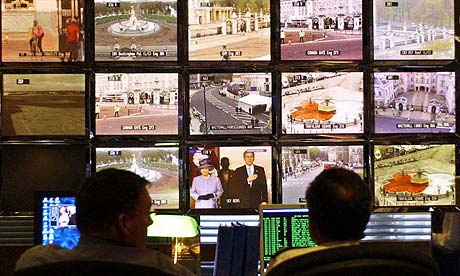 Monitoring nie czyni nas bezpiecznymi, mimo to kamery są wszędzie