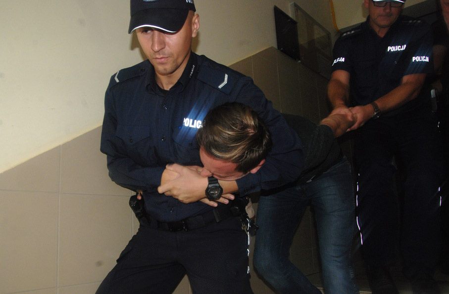 Warszawa: Policja po stronie bogatych. Blokada nielegalnej eksmisji rozbita
